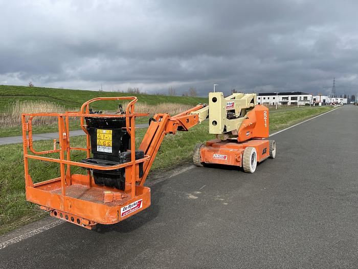 Used  JLG E400AJPN 2008