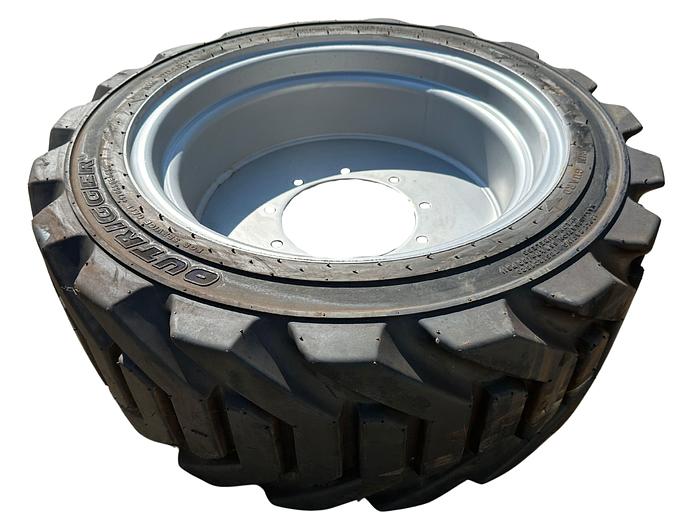 Used Outrigger IN 315/55D20