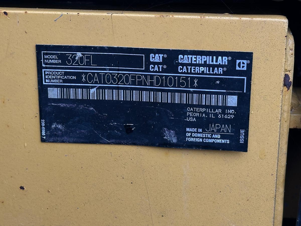 Used Catterpillar 320FL 2017