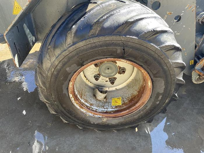 Used Giant D263SW 2012