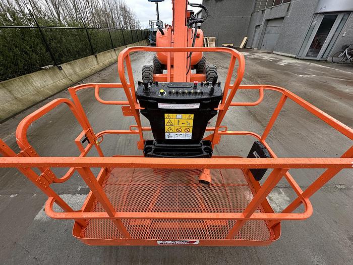 Used JLG 600AJ 2007