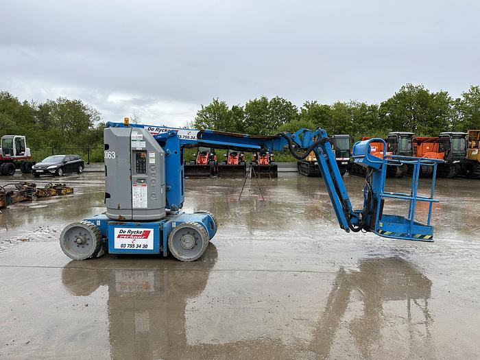 Used Genie Z3020N 2008