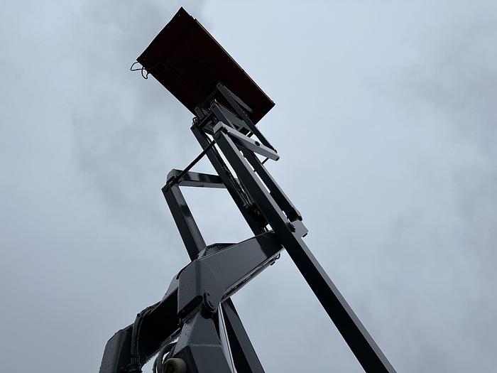 Used 2726 SKYJACK SJ6826RT