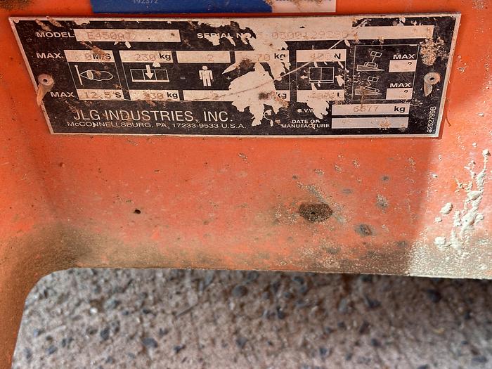 Used JLG E450 2008