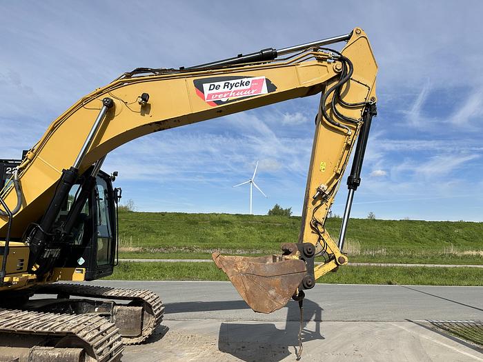 Used CAT 323FL 2017