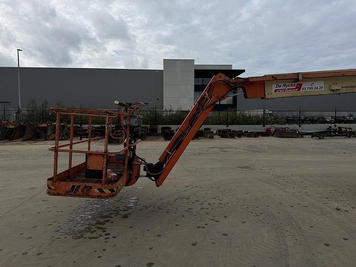 Used JLG 800AJ 2011