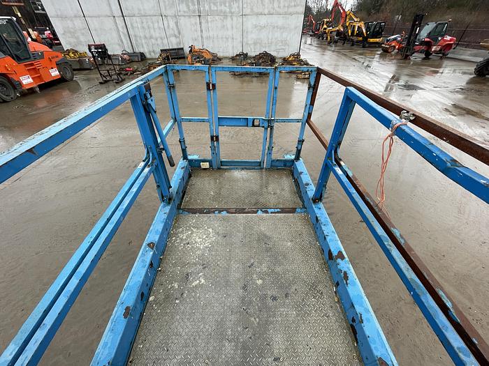 Used Genie GS2668 2007