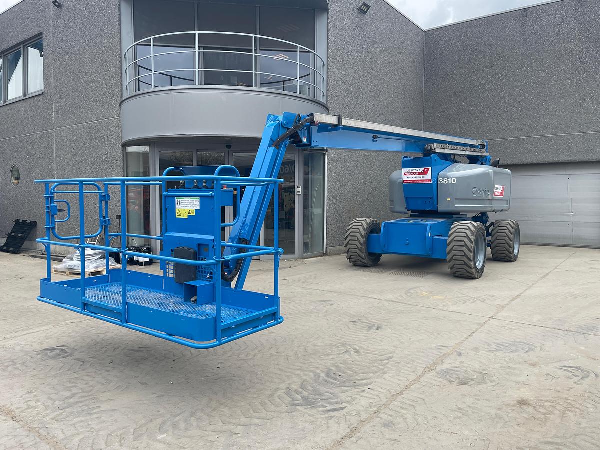Used 2006 GENIE Z80/60