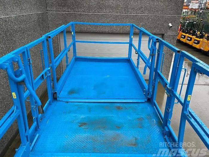 Used 2005 Genie GS 5390 RT