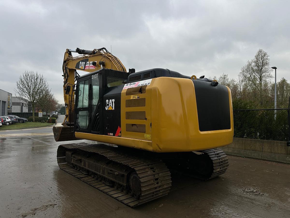 Used Catterpillar 320FL 2017