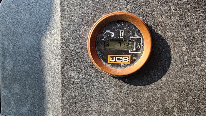 Used 2750 JCB 16C-1