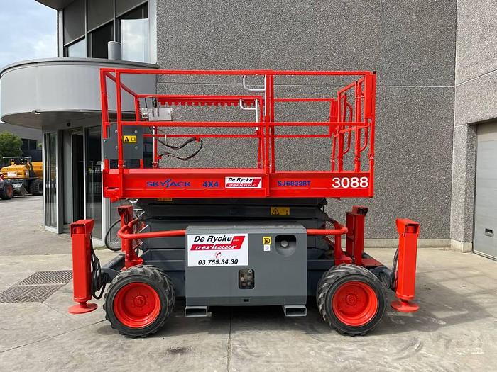 Used SkyJack SJ6832RT 2012 (Verkocht Veiling doormagen)