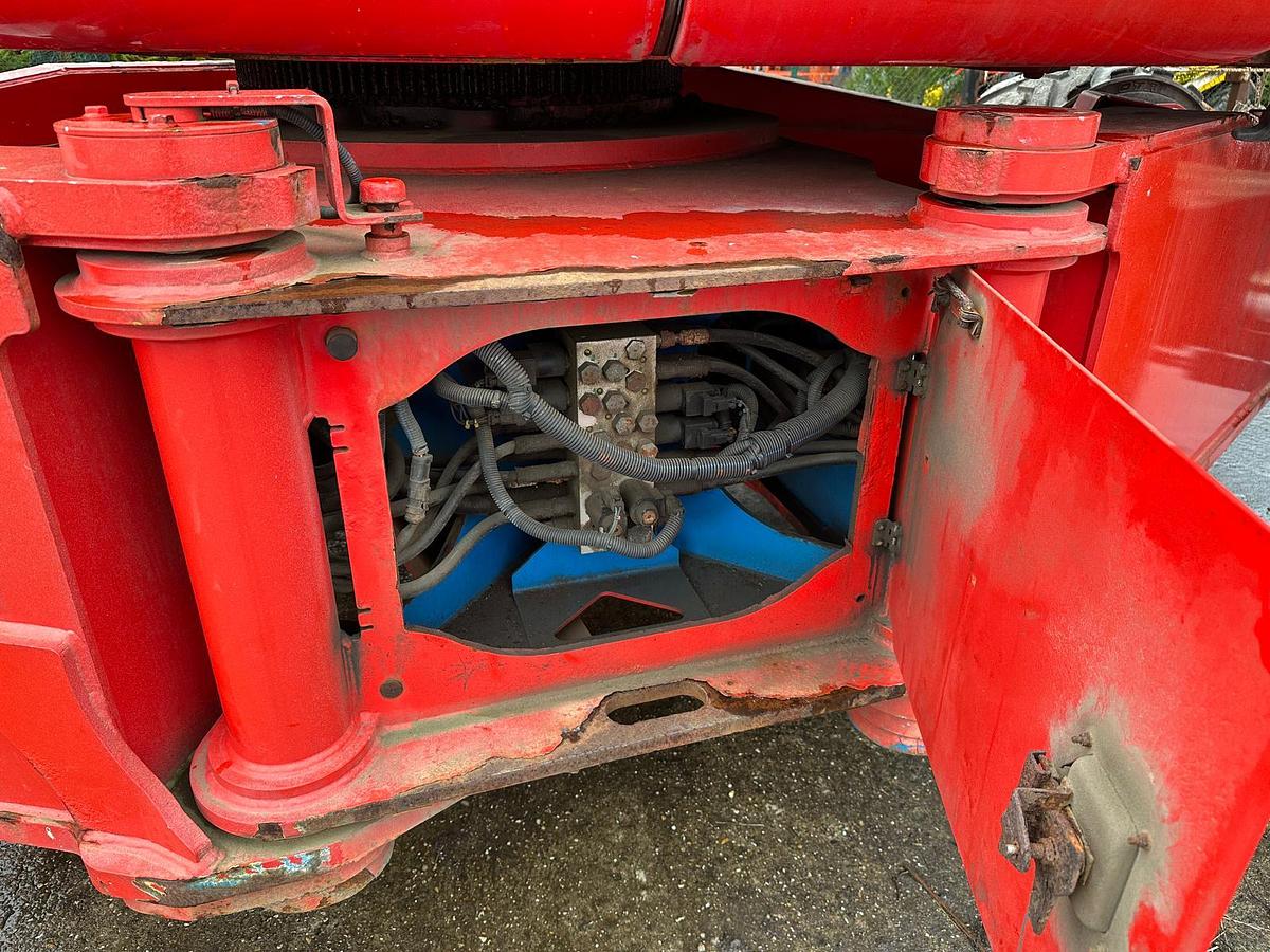 Used Genie ZX135-70 2014