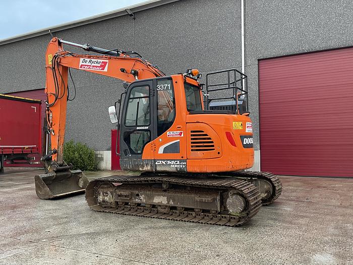 Used Doosan DX140LCR-5 2020