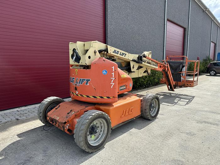 Used JLG E450 2008