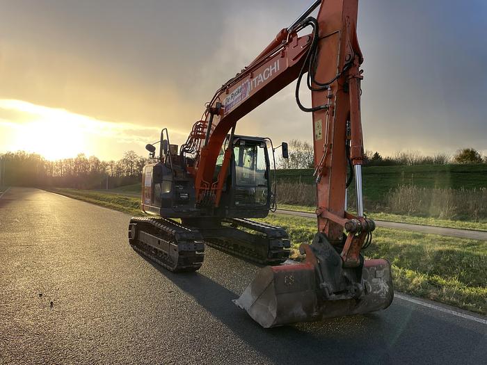 Used Hitachi ZX135US-6
