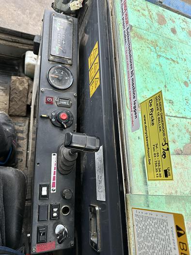 Used 1062 IHI IC100 2012