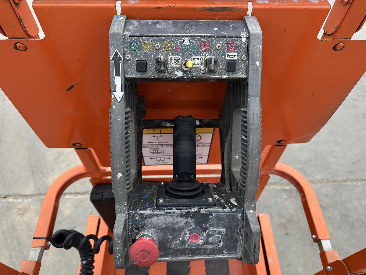 Used JLG 2030ES 2014