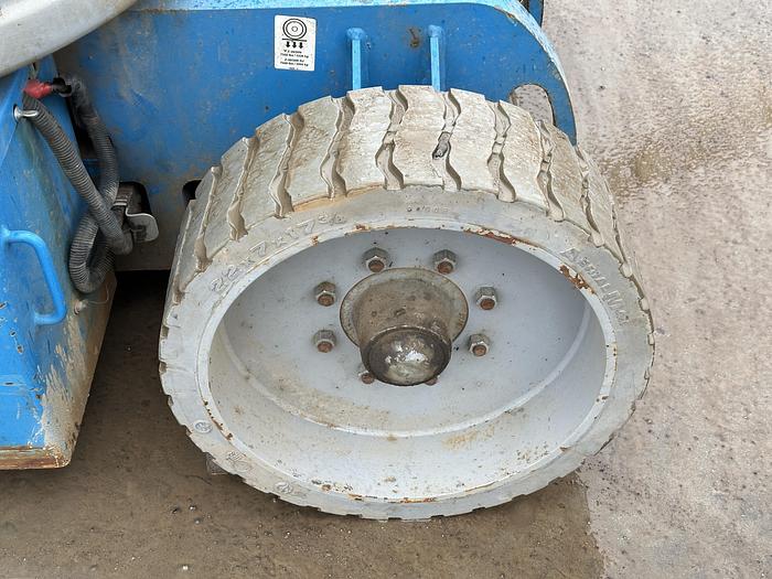 Used Genie Z3020N 2008