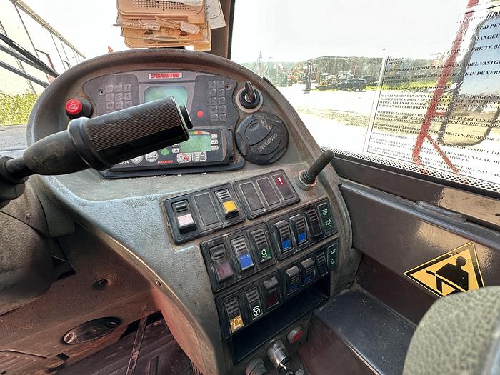 Used 2011 Manitou MRT 2150
