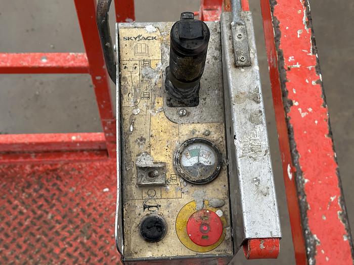 Used Skyjack SJ16 2015
