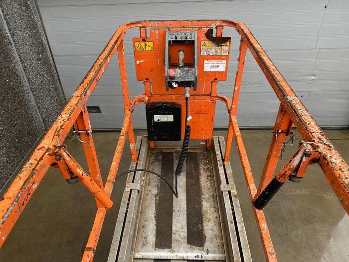 Used JLG 2630 ES 2011