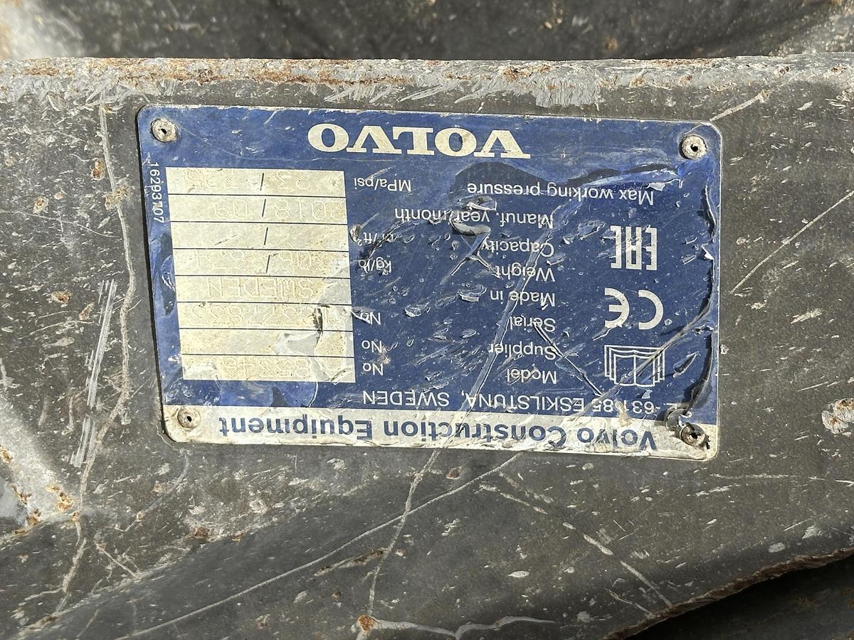 Used Volvo L90H 2018