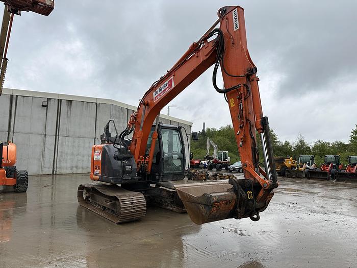 Used Hitachi 2X135US-6 2017