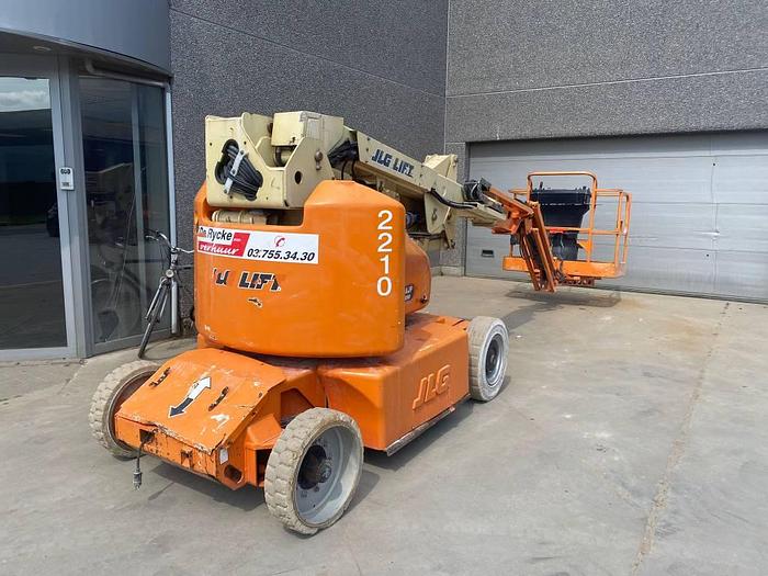 Used JLG E400AJPN