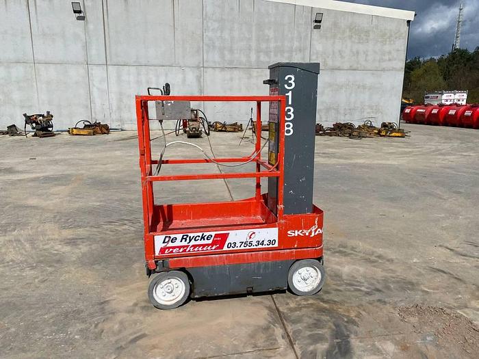 Used SkyJack SJ 16 2014