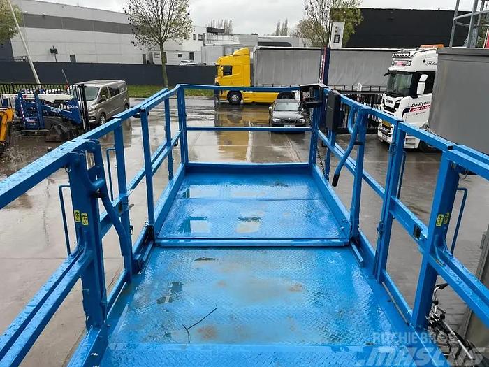 Used 2005 Genie GS 5390 RT