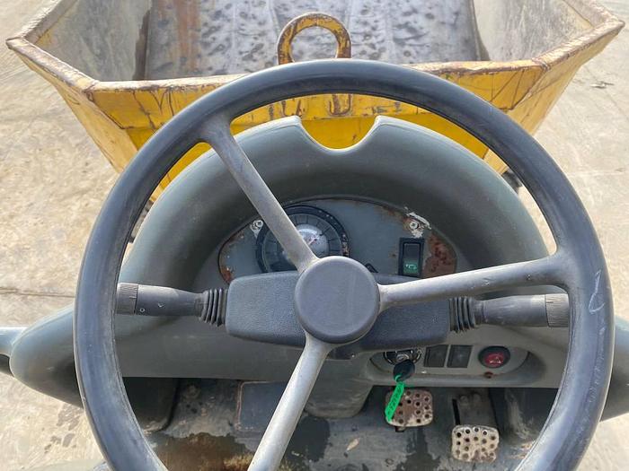 Used Neuson 3001