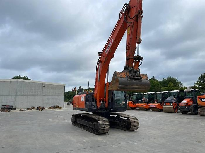 Used Hitachi ZX 210 LC N-5B