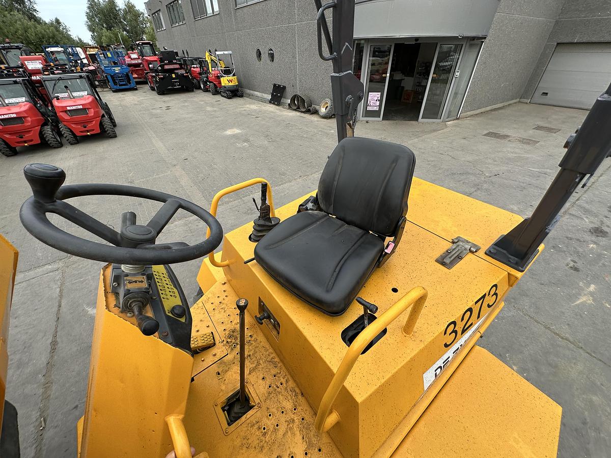 Used Thwaites 9T 2015