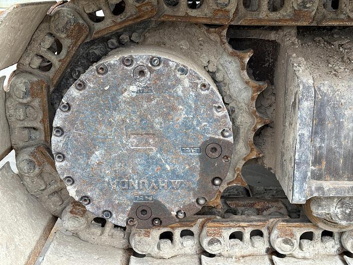 Used Hyundai HX220L 2019