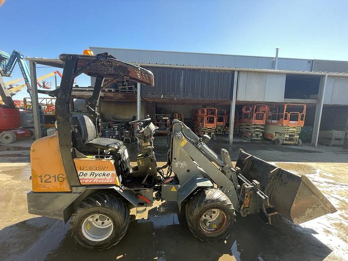 Used Giant D263SW 2012