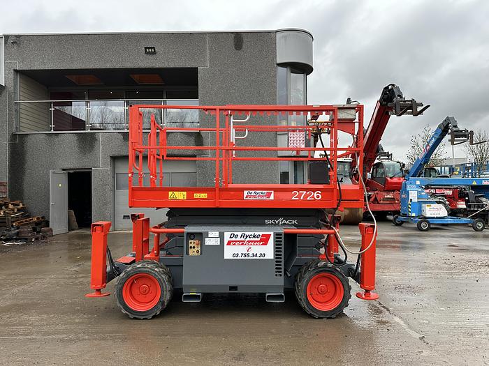 Used 2726 SKYJACK SJ6826RT