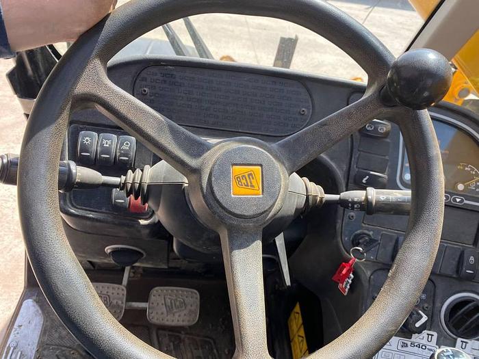 Used JCB 540-180 2017