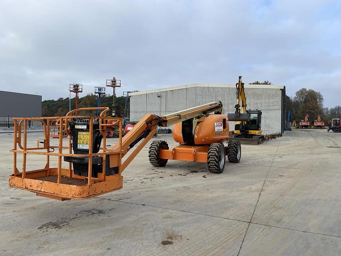Used  JLG 600AJ 2008