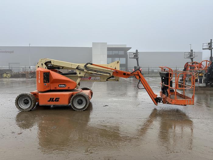 Used JLG E450AJ 2007