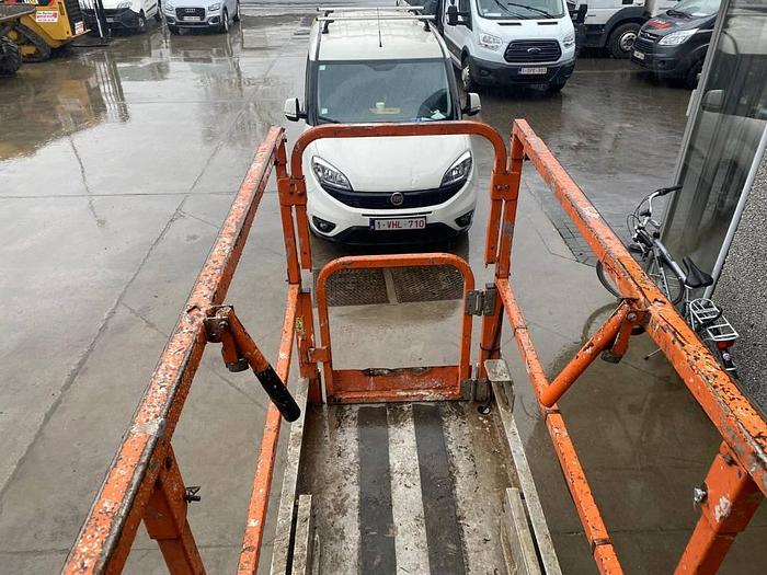 Used JLG 2630 ES 2011