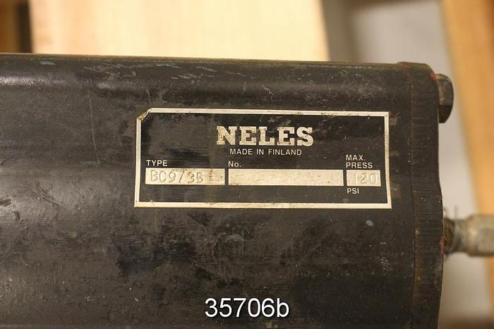 Used Neles Jamesbury B09/35 Actuator, 120 PSI #35706