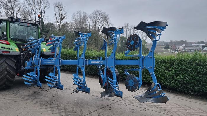 Used 2024 Lemken Juwel 8 M V 5-schaar