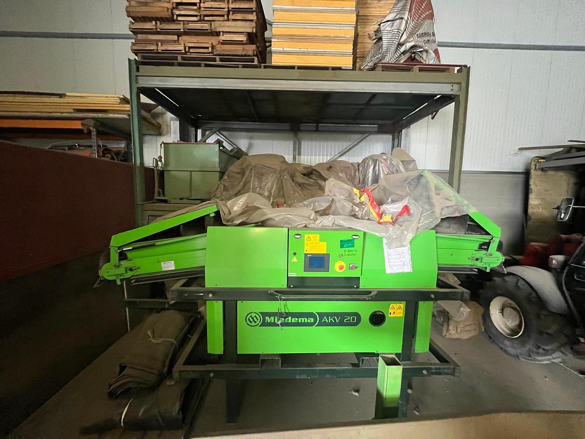 Gebruikt 2009 Miedema  kistenvuller AKV 20