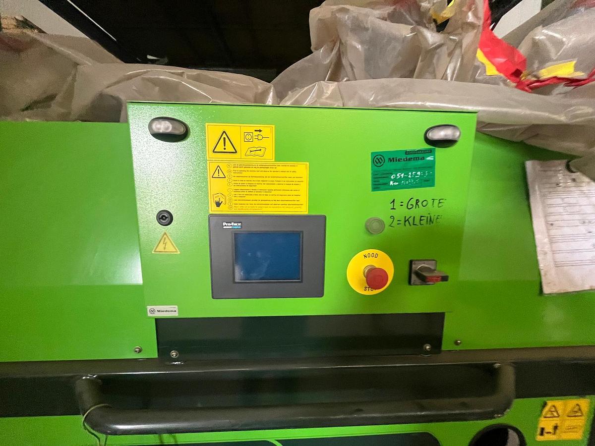 Gebruikt 2009 Miedema  kistenvuller AKV 20