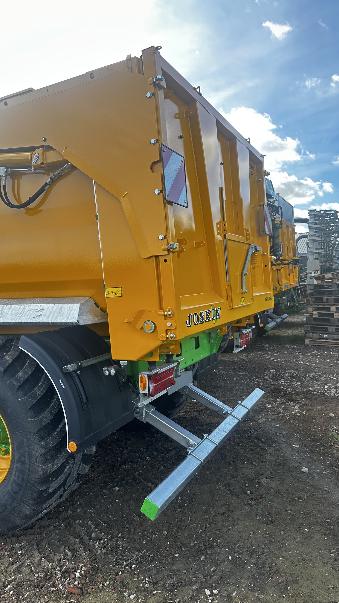 New In Stock 2026 Joskin Trans-SPACE 8000/27 TRC 150