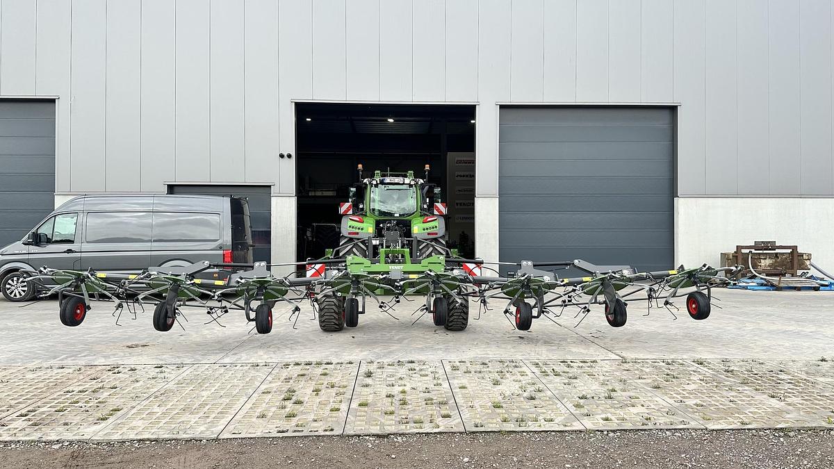 New In Stock FENDT LOTUS 1020 T