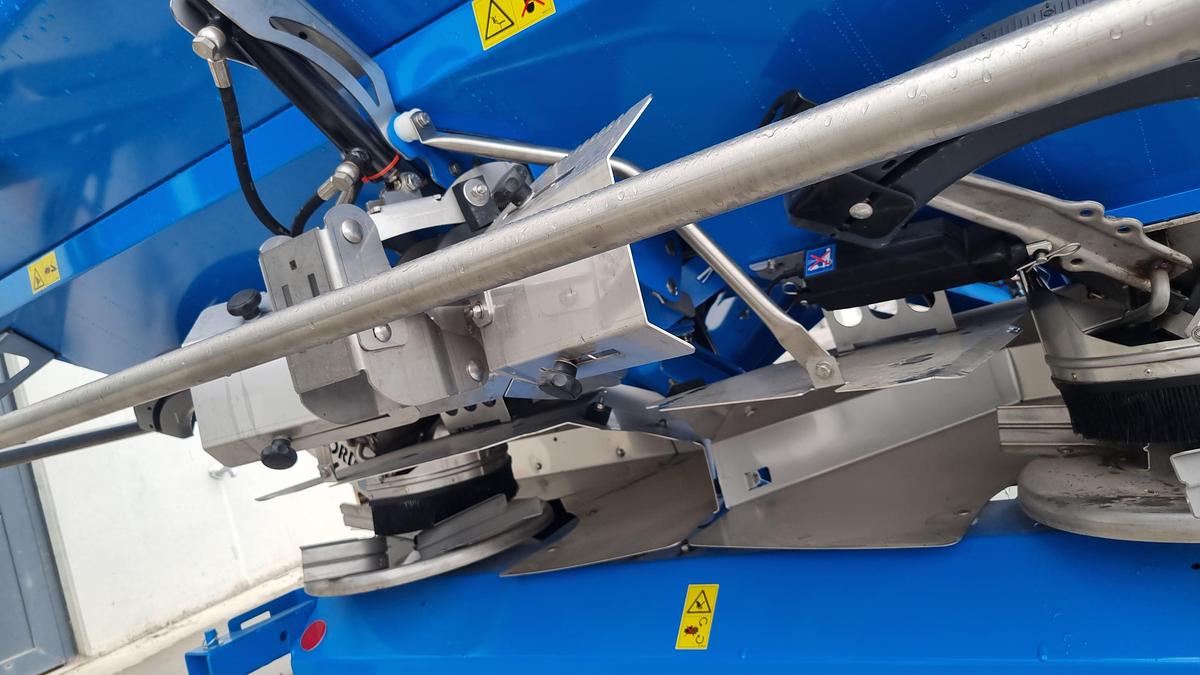 Gebruikt Lemken Polaris 16/3200 kunstmeststrooier