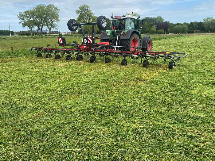 Gebruikt 2020 Vicon Fanex 1124C schudder