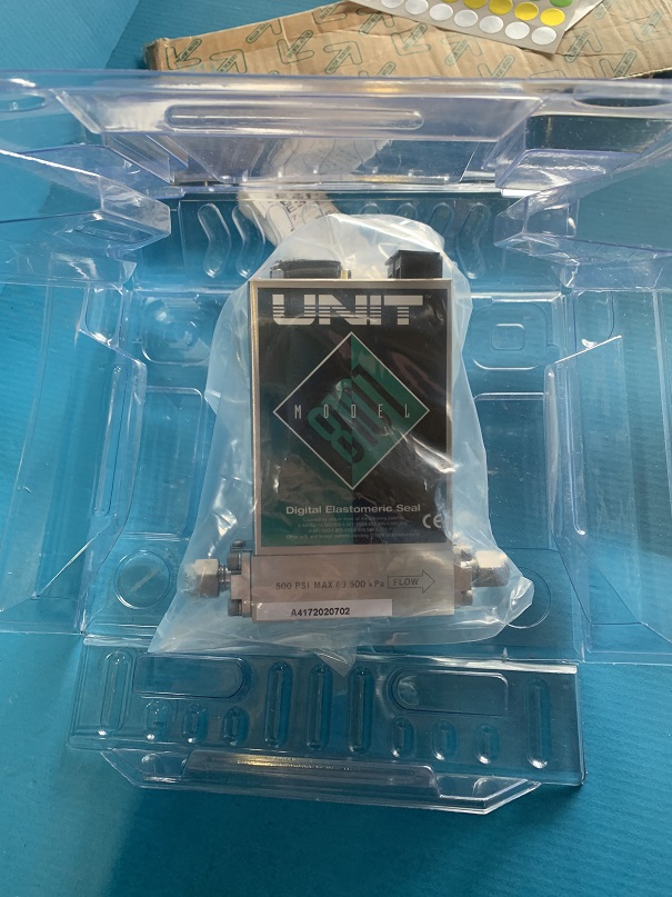 Used digital elastomeric seal mass flow controller ufc-8101